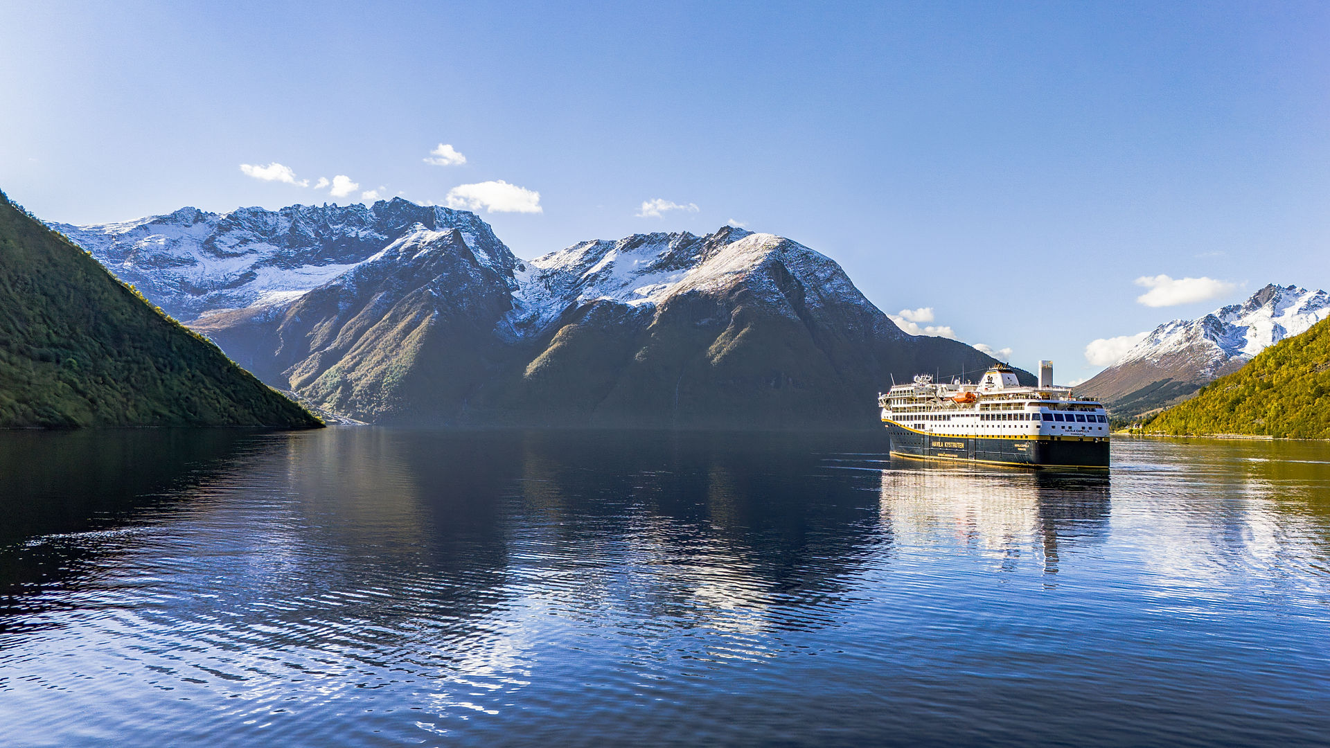 Fly-Cruise Arctic Collection