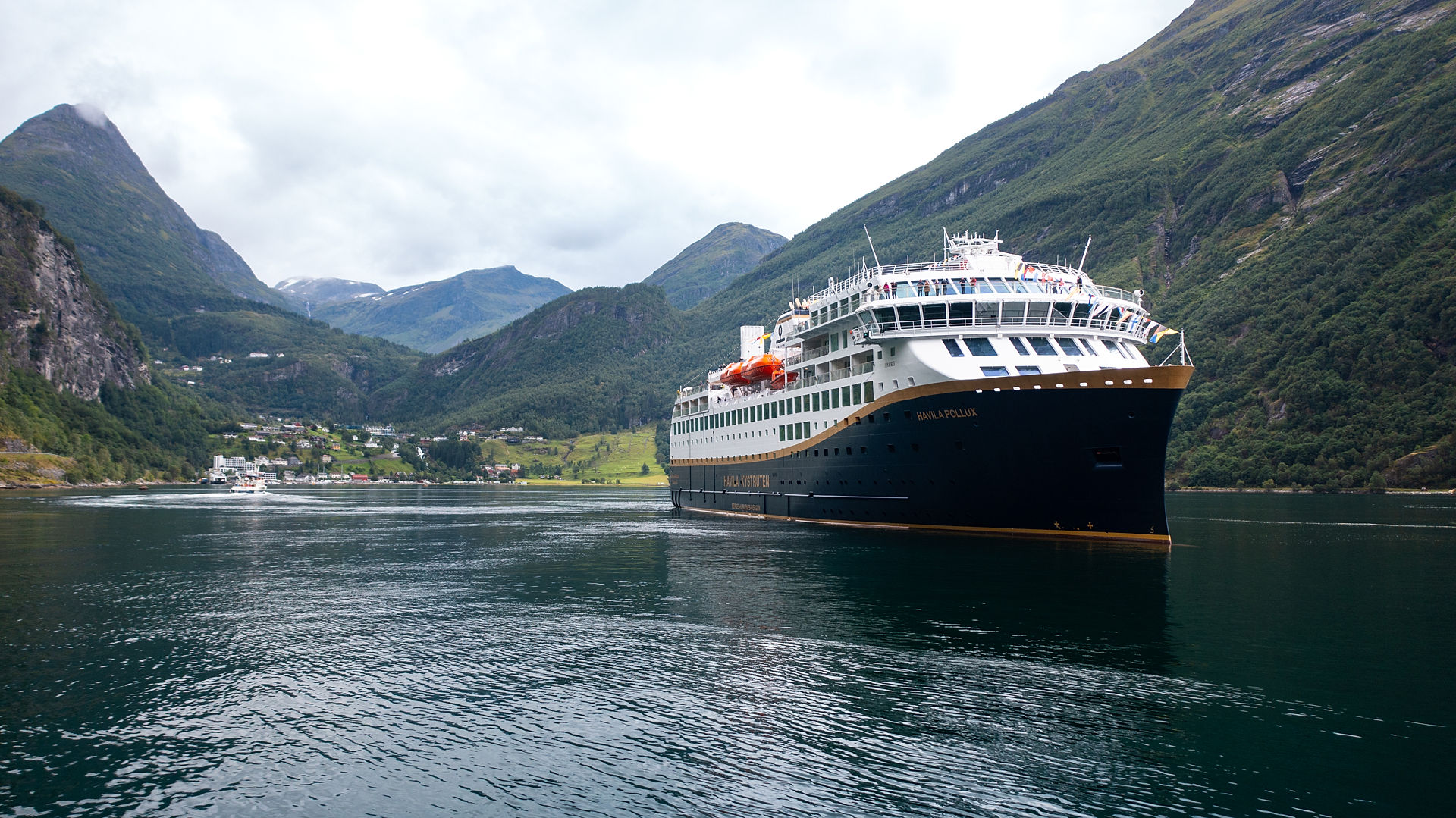Full Round Voyage Norway